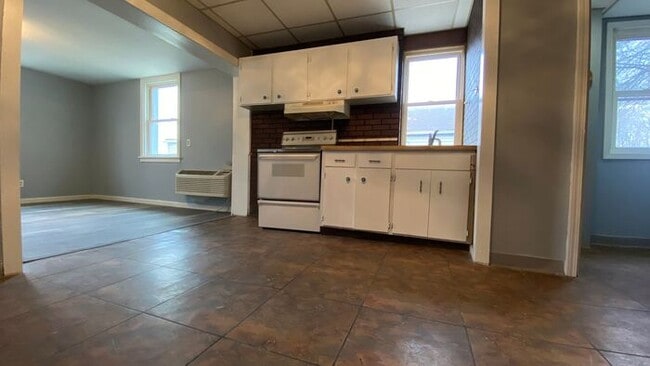 Building Photo - 1bedroom unit in Berrien Springs