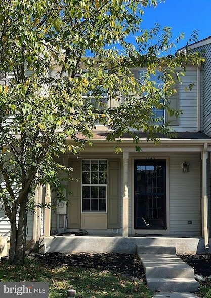 Primary Photo - 2243 Riding Crop Way