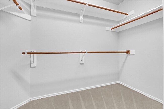 Building Photo - 22703 Holly Lake Dr