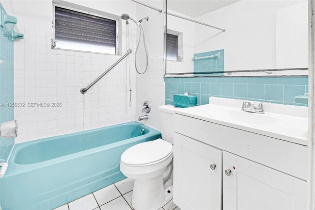 Building Photo - 5718 NW 66th Ave