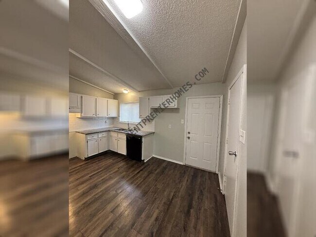 Building Photo - 101 Darryl Ct