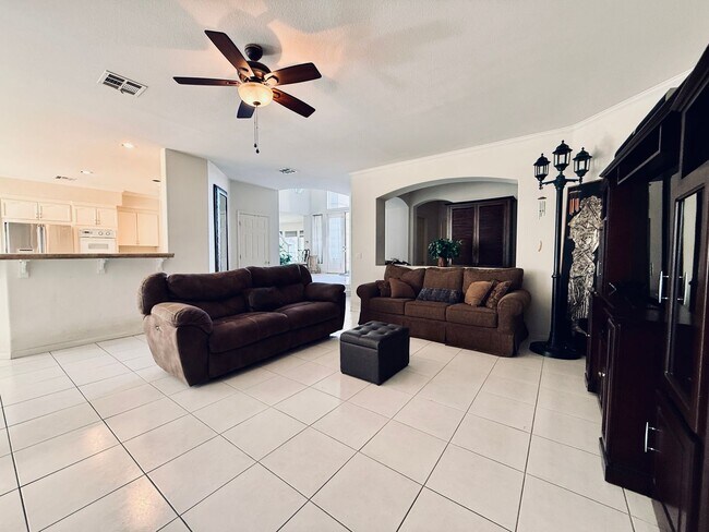 Building Photo - Partially furnished-Lovely 5 bedroom, 3 bath home in Legacy Master Series Community! $500 off fir...