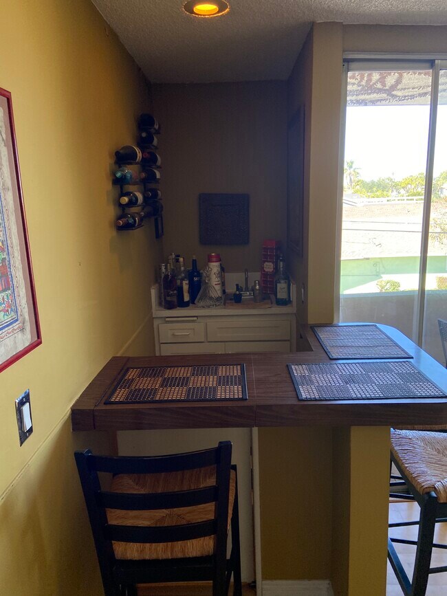 Building Photo - 6601 Springpark Ave