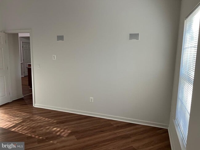 Building Photo - 2003 Connor Ct