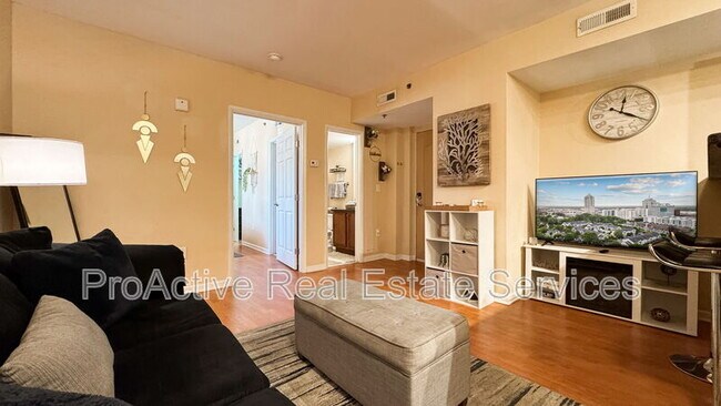 Building Photo - 30 Kings Way