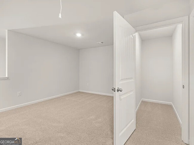 Building Photo - 50 Rustin Rdg