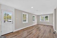 Building Photo - 2105 Second Street Pike