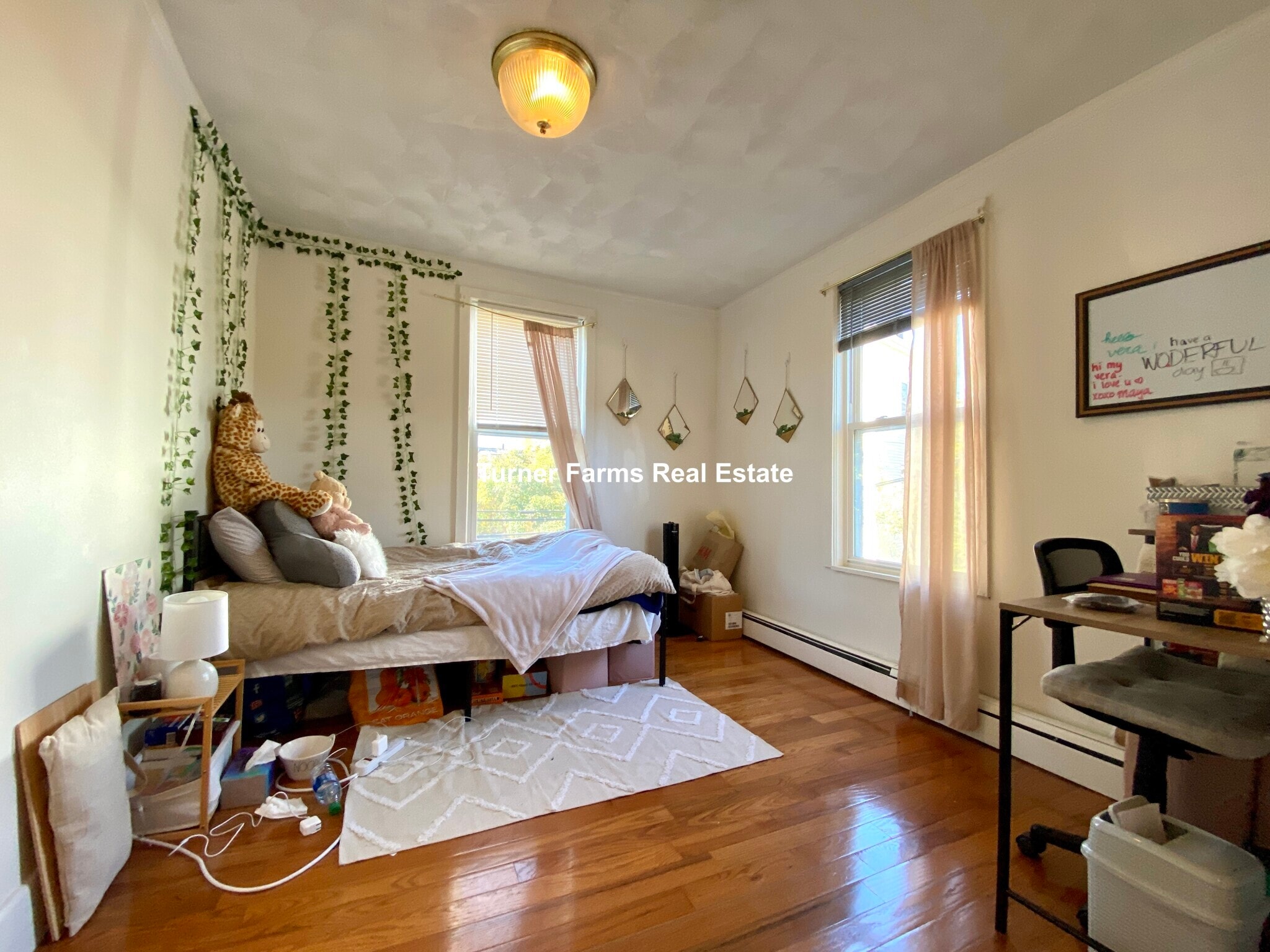 Building Photo - 205 Hillside St