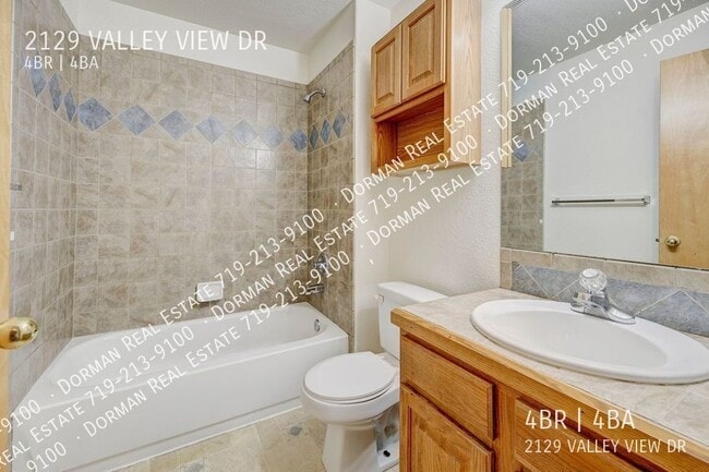 Building Photo - 2129 Valley View Dr