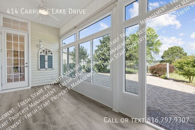 Building Photo - 414 Carriage Lake Dr
