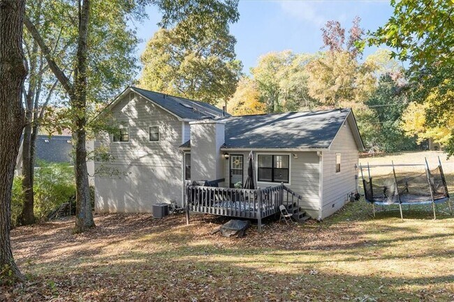 Building Photo - 4041 Woodbridge Ct