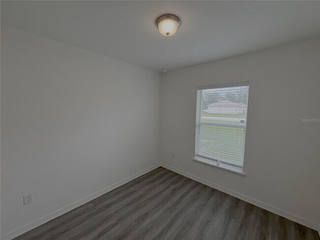 Building Photo - 103 Marion Oaks Dr
