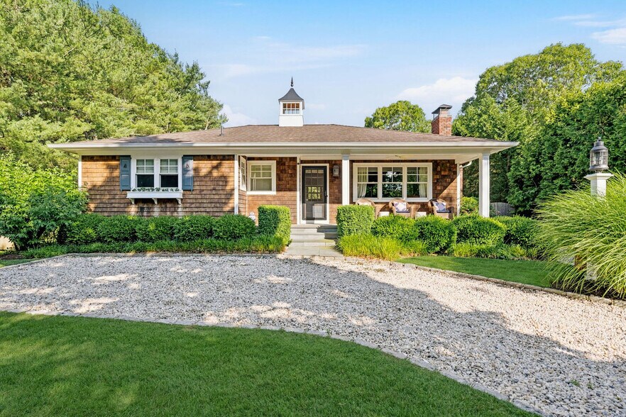 Building Photo - 810 Waterview Dr