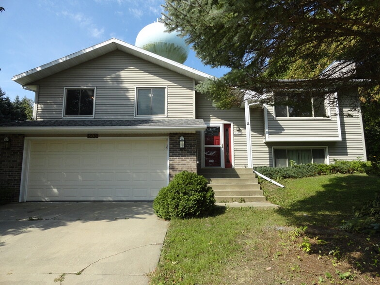 Building Photo - 503 24th Street SW