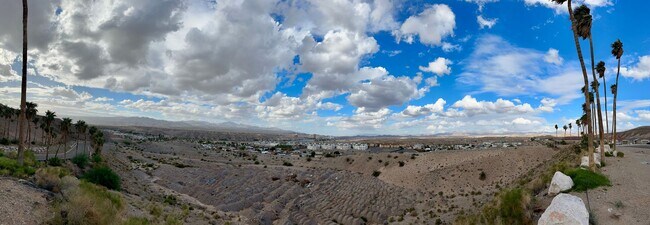 Building Photo - Beautiful 2024 Build 3 Bedroom Home- Move In Special! $800 off 1st Month's Rent. $300 off 2nd and...