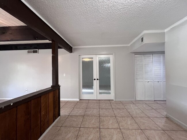 Building Photo - PRICE REDUCED!  Stylish 2 BR 2 BA Condo w/ Modern Amenities & Prime Parking!