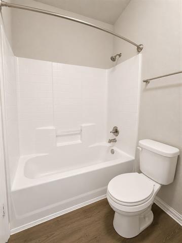 Building Photo - 2024 Belshire Ct