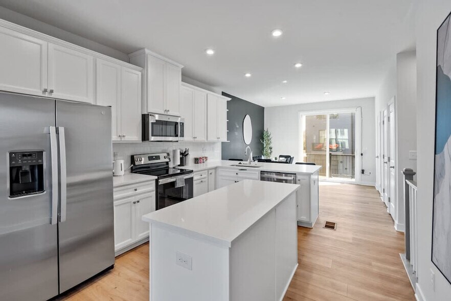 Building Photo - 3131 Coquina Ln