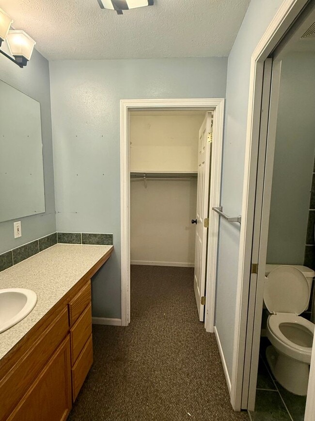 Building Photo - Cheney Home