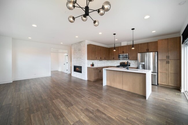 Building Photo - 322 Timberleaf Cir