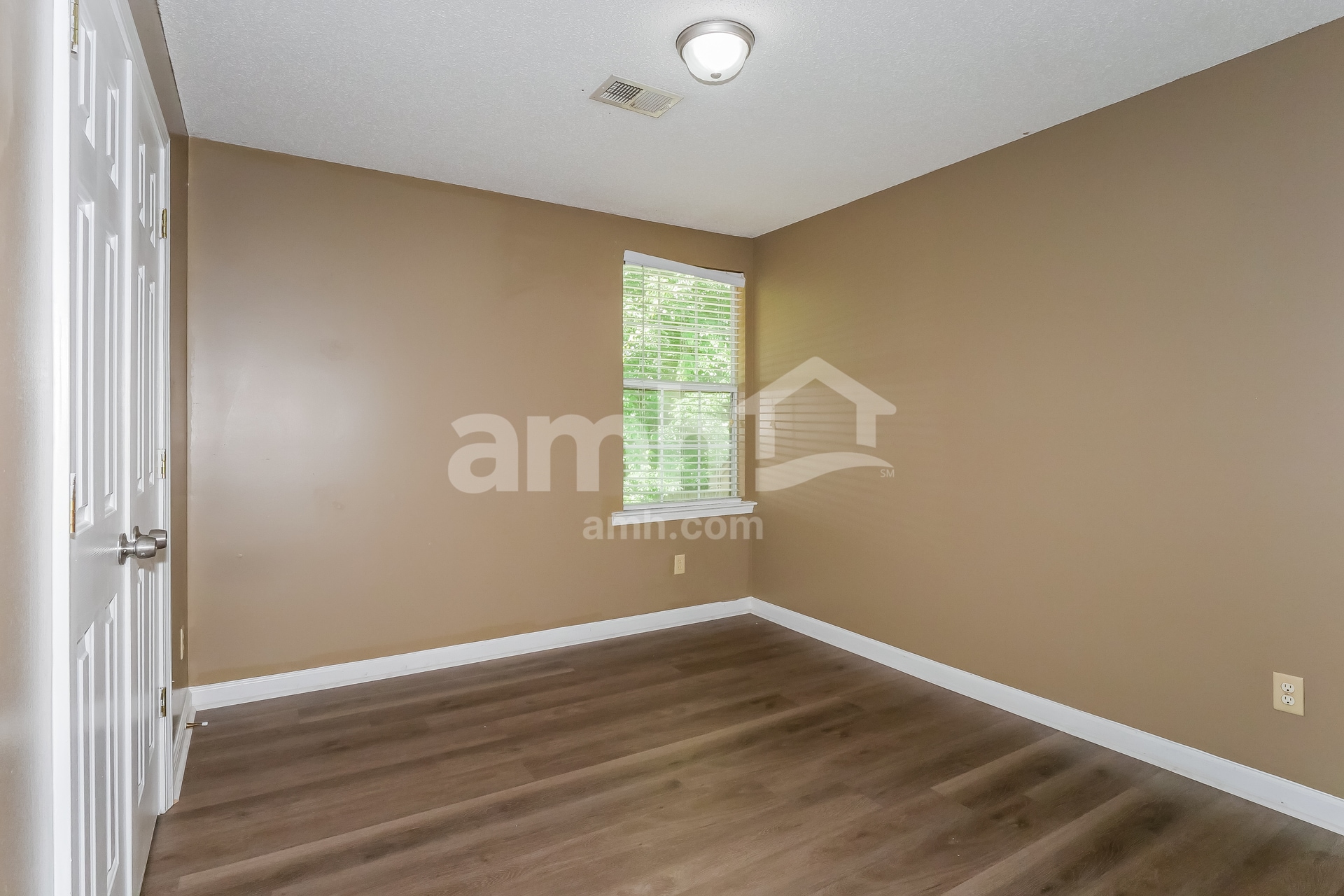 Building Photo - 1377 Marhill Cove