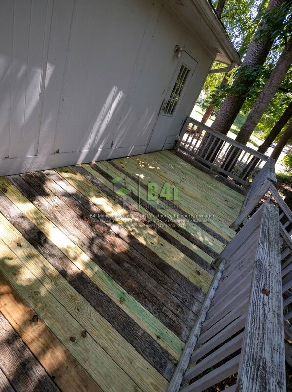 Building Photo - 165 Chapel Hill Cir