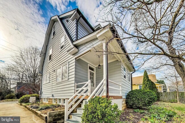 Building Photo - 4509 Highland Ave
