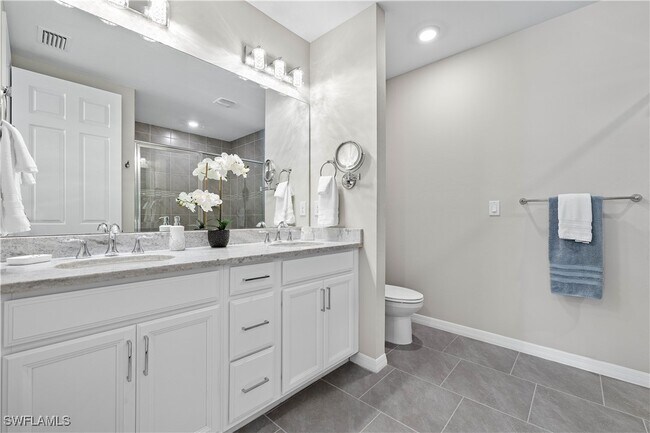 Building Photo - 14558 Edgewater Cir