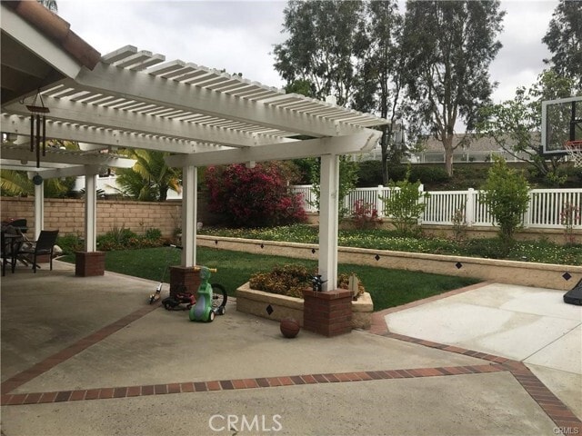 Building Photo - 17365 Summer Oak Pl