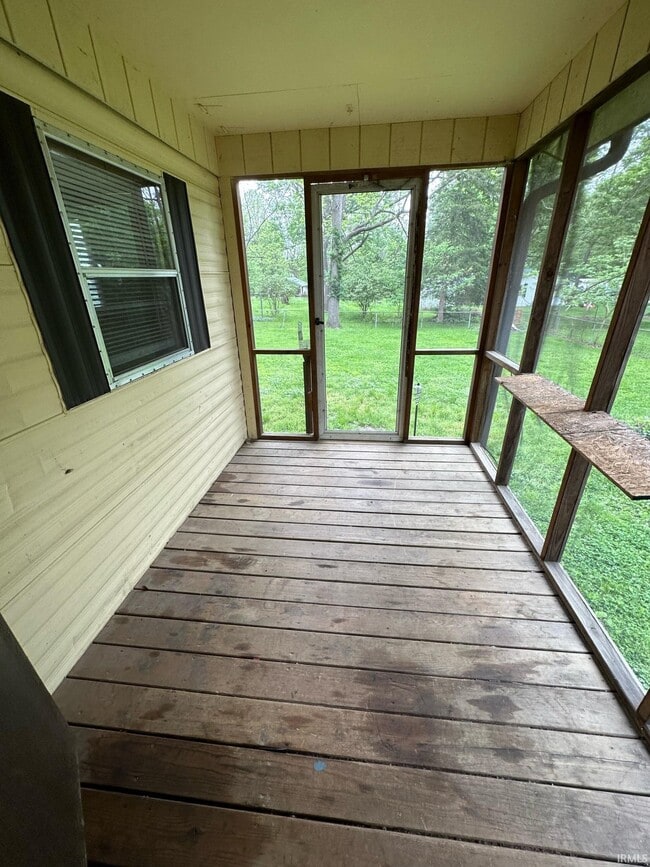 Building Photo - 2417 S Madison St