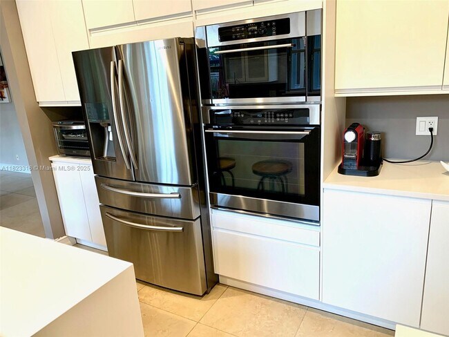 Building Photo - 1535 Sandpiper Cir
