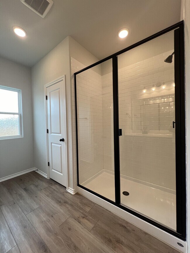 Building Photo - 12647 Auriga