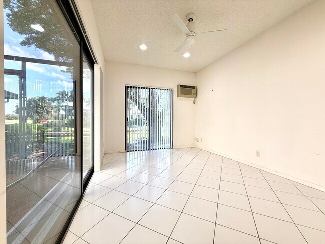 Building Photo - 5670 Piping Rock Dr