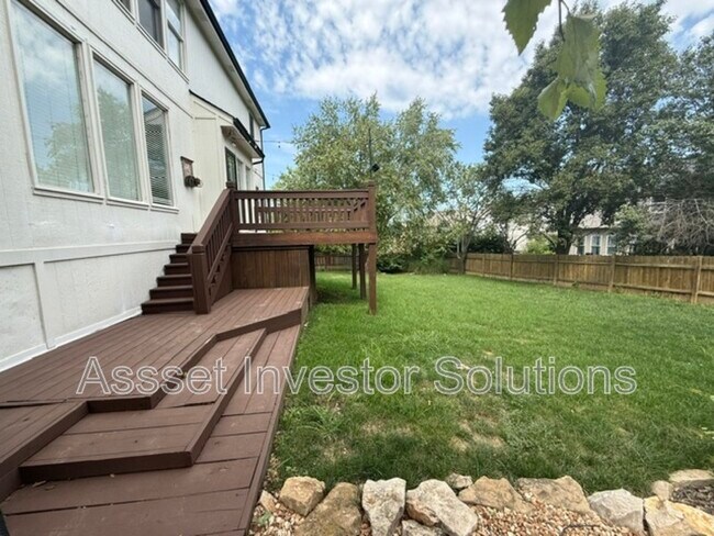 Building Photo - 8004 W 144th Pl