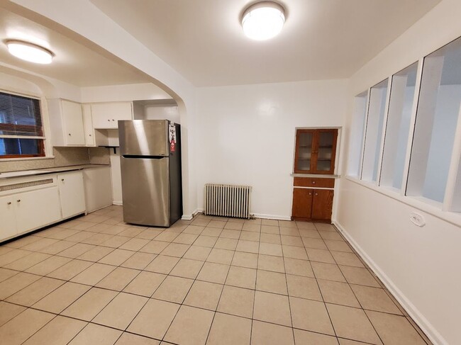 Building Photo - 116Guilden