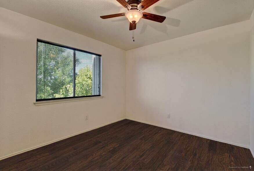 Building Photo - 104 Keaton Cove