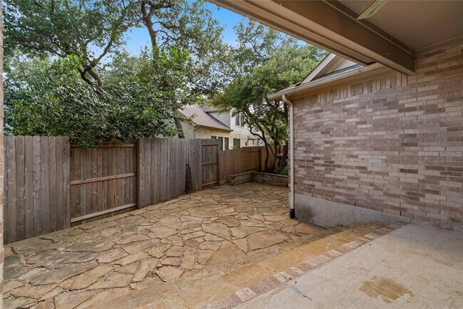 Building Photo - 7508 Jaborandi Dr