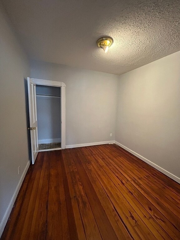 Building Photo - 588 Brock Ave