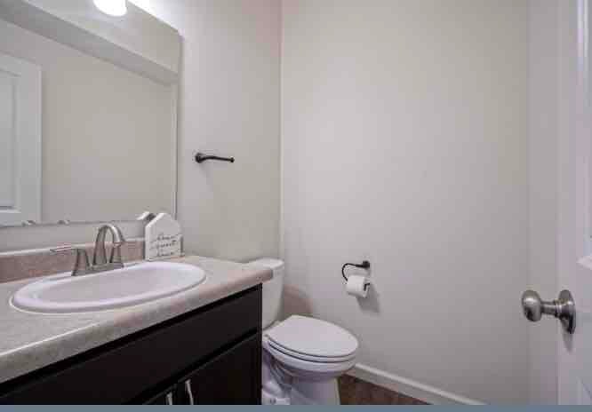 Building Photo - 1160 Colcester Ln