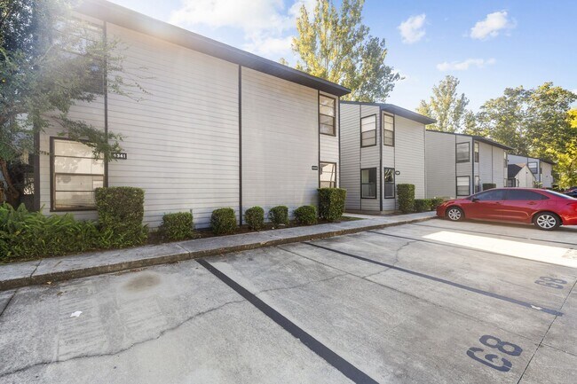 Building Photo - 4345 SW 20th Ln