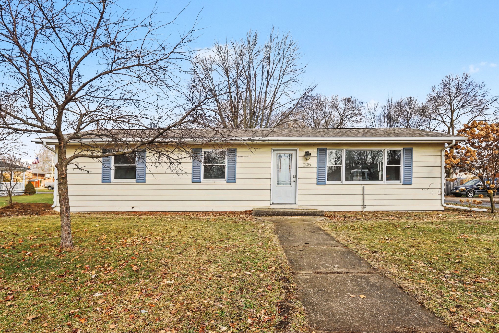 Building Photo - 205 E Murray Ave