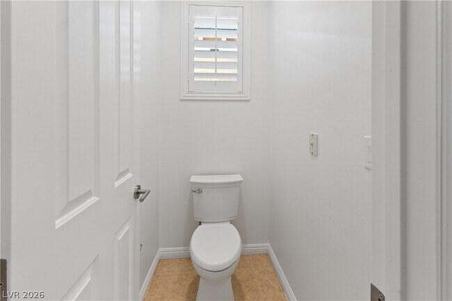 Building Photo - 11283 La Madre Ridge Dr