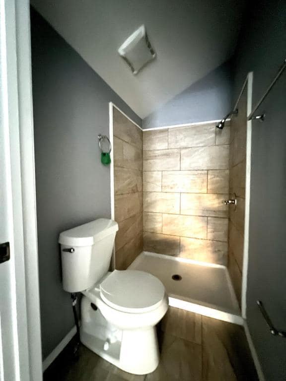 Building Photo - 135 Honeysuckle Ln