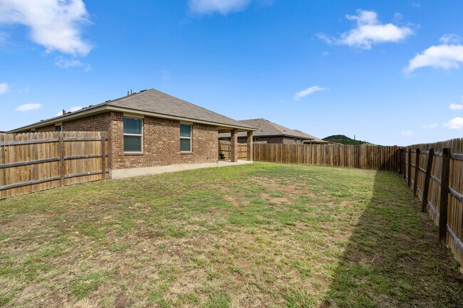 Building Photo - 9308 Everly Dr