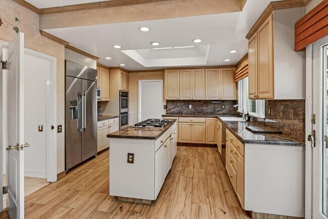 Building Photo - 860 Monte Rosa Dr