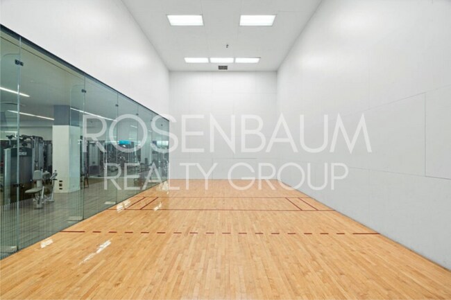Building Photo - Enchanting fully furnished two-bed Condo a...
