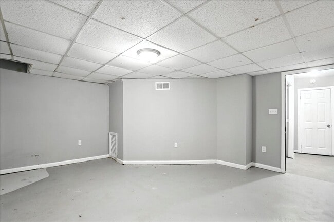 Building Photo - 3417 Cliftmont Ave