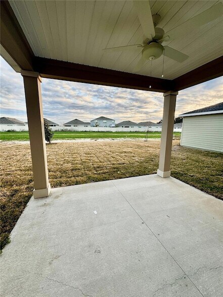 Building Photo - 4701 SW 83rd Lp