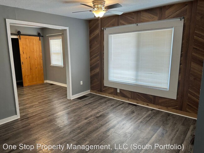 Building Photo - 2 br, 1 bath House - 225 Lexington Rd Apt A