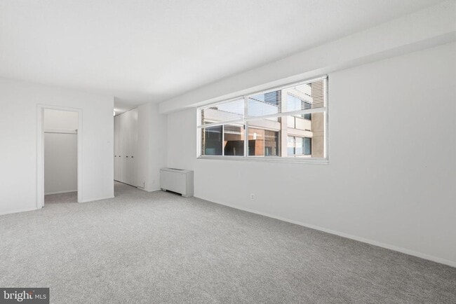 Building Photo - 5500 Friendship Blvd